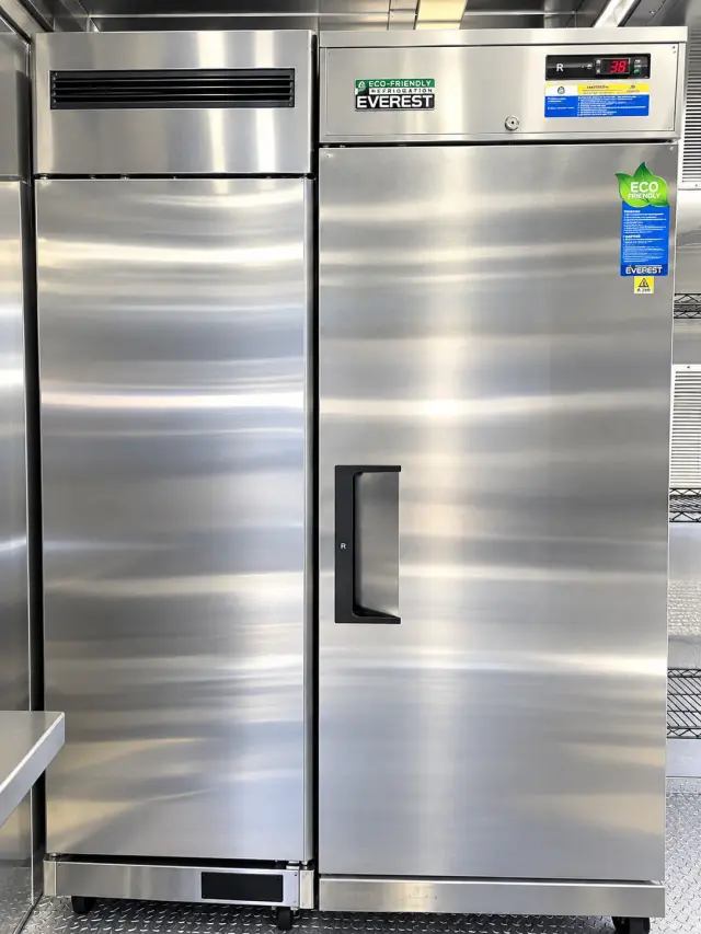 26ft Baby Bulk Kitchen additional view
