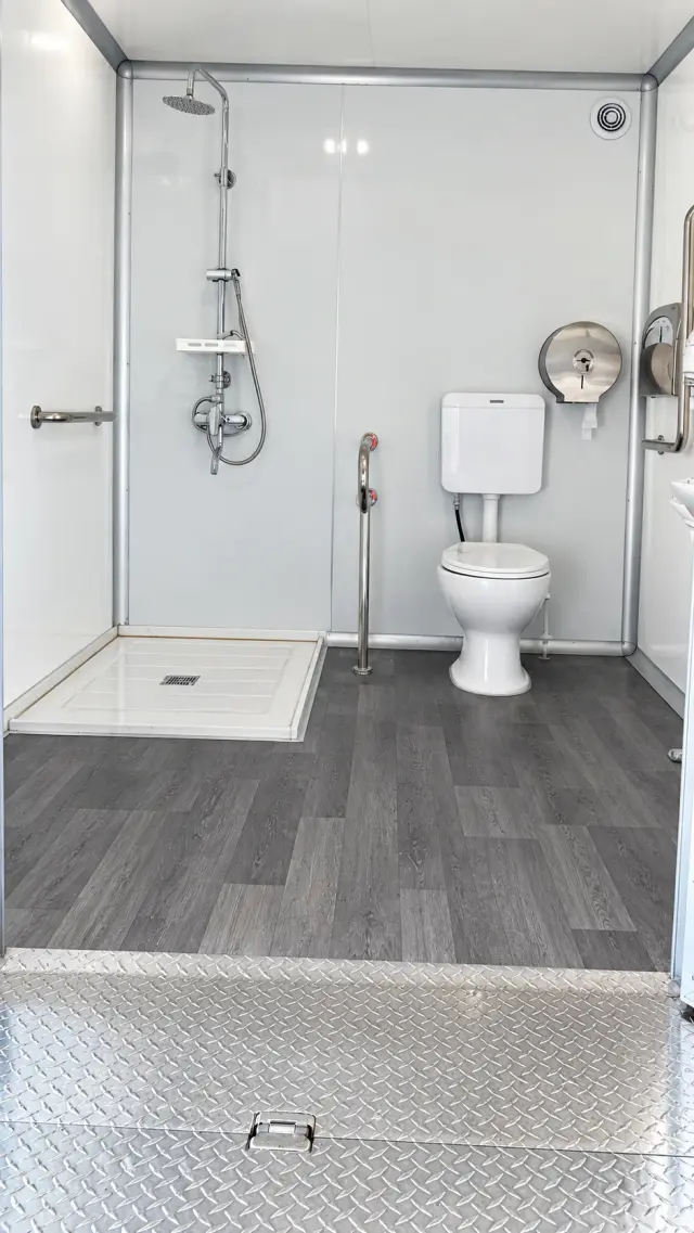 Shower-Restroom Combination Trailer (3 Stalls + 1 ADA) additional view