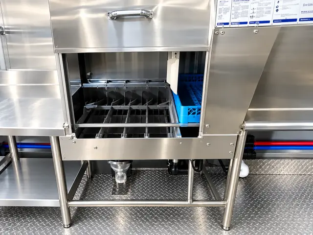 38ft High-Temp Conveyor Dishwashing Trailer additional view