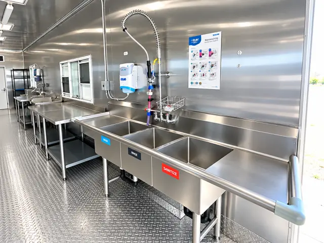 38ft High-Temp Conveyor Dishwashing Trailer additional view