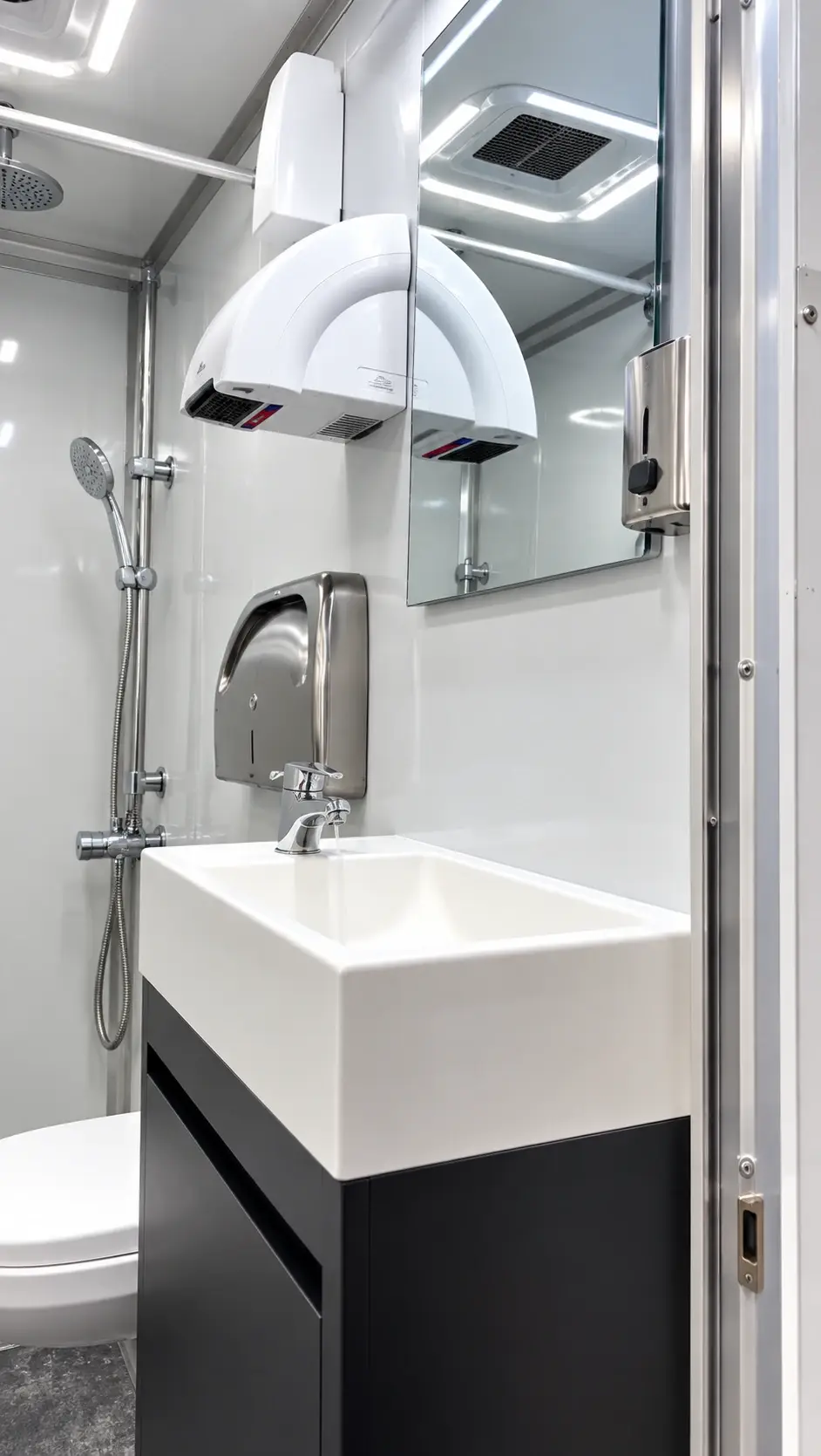 Shower and Restroom Combination available for rent in Dummer, NH