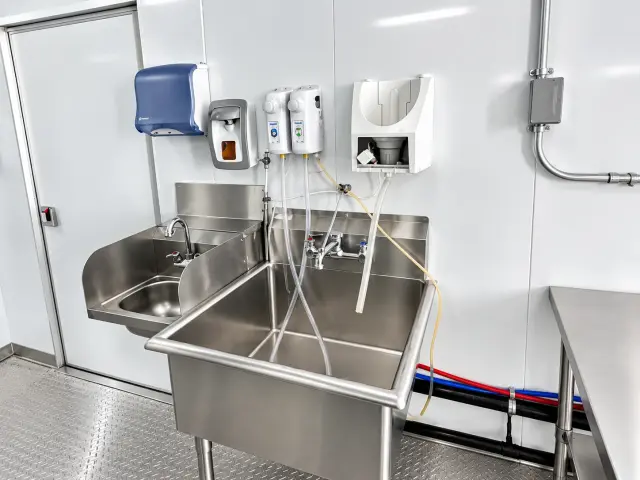 Dishwashing Trailer rental available from Workforce Housing New Hampshire in New Hampshire